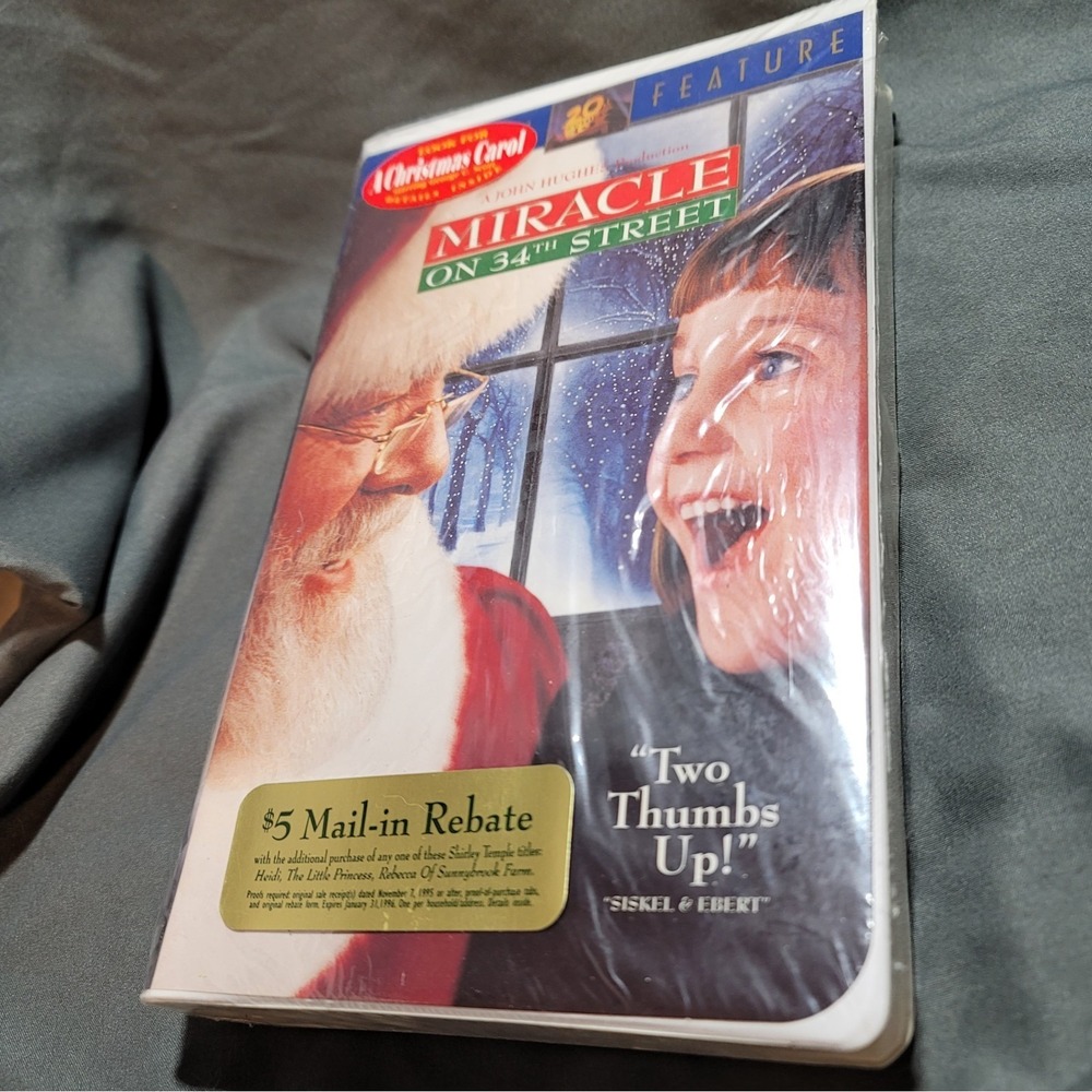 Miracle on 34th Street VHS 1995‎ Clamshell BRAND NEW SEALED VIDEO TAPE Movie